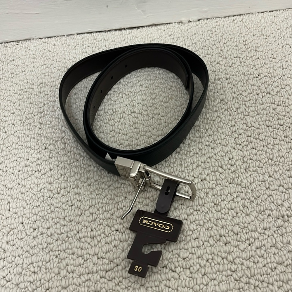 Coach adjustible leather belt